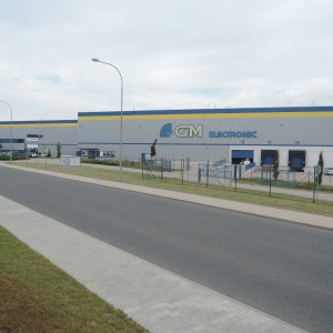 (2)